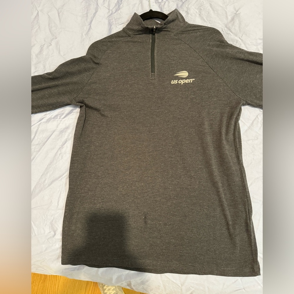 Under Armour US Open Gray Pullover - Men’s (M) - Picture 2 of 15